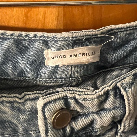 Good American Light Blue Distressed Jean Shorts - Picture 4 of 5